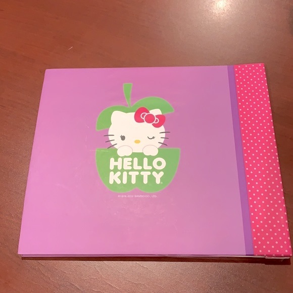 NWOT Hello Kitty Scrapbook Set - Picture 3 of 7